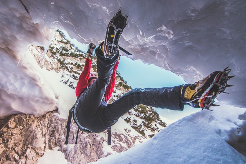 Ledno plezanje po zaledenelih slapovih, Foto: Šenk