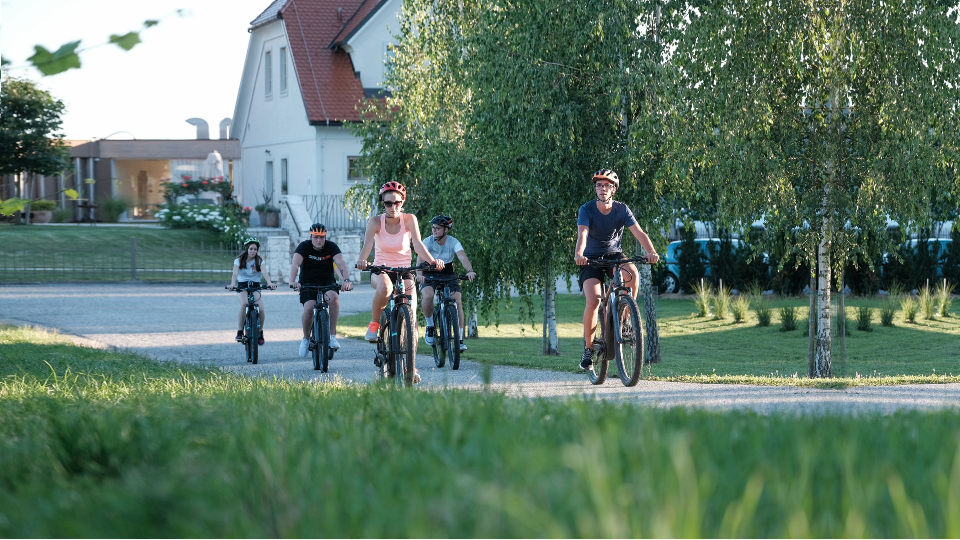 Posavska potepanja z e-kolesi, e-bike posavje adventures, E-Bike-Erlebnis in Posavje